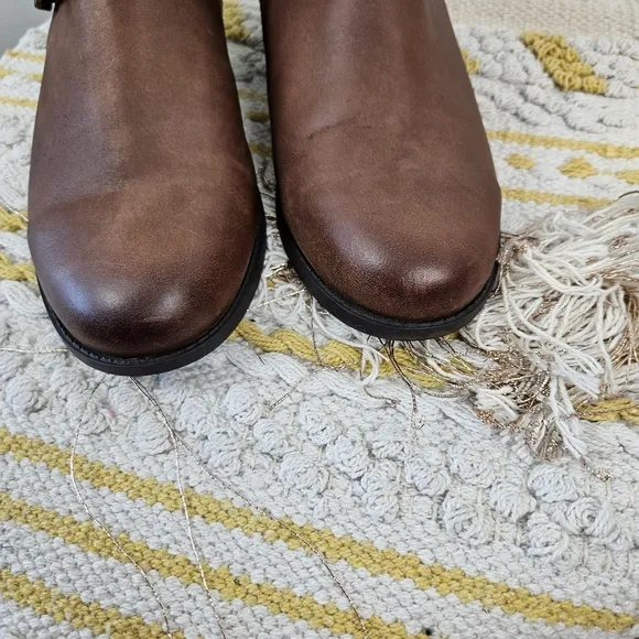 Vionic Country Logan Dark Brown Bootie Buckle Women s Size US 9
