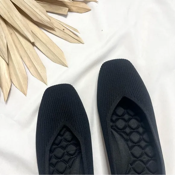 Vivaia Margot 2.0 Black Textured Square Toe V-Cut Flats Business Shoes Size 40.5