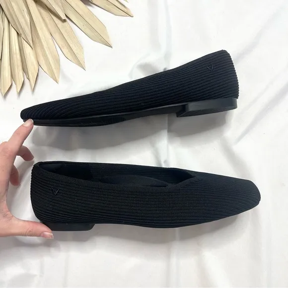 Vivaia Margot 2.0 Black Textured Square Toe V-Cut Flats Business Shoes Size 40.5