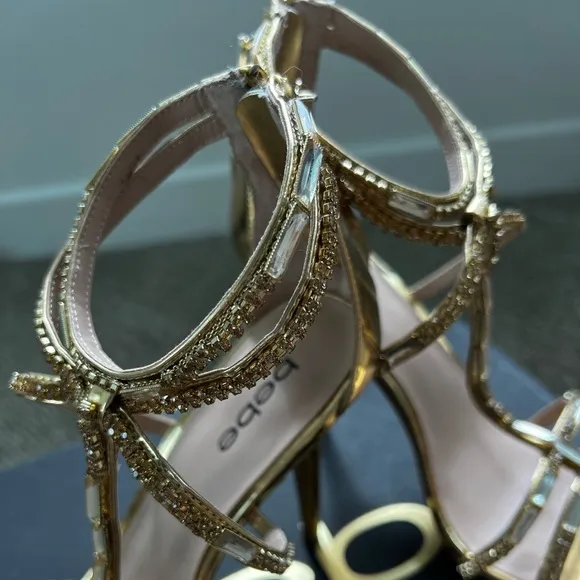 vtg bebe Gold Abree T-strap Formal Shoes