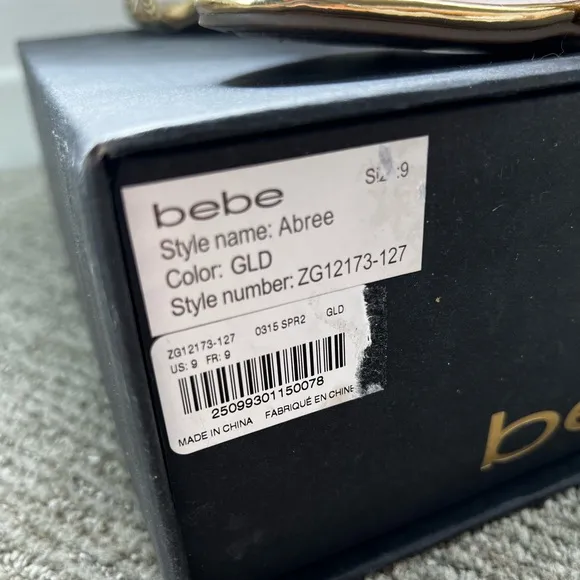 vtg bebe Gold Abree T-strap Formal Shoes