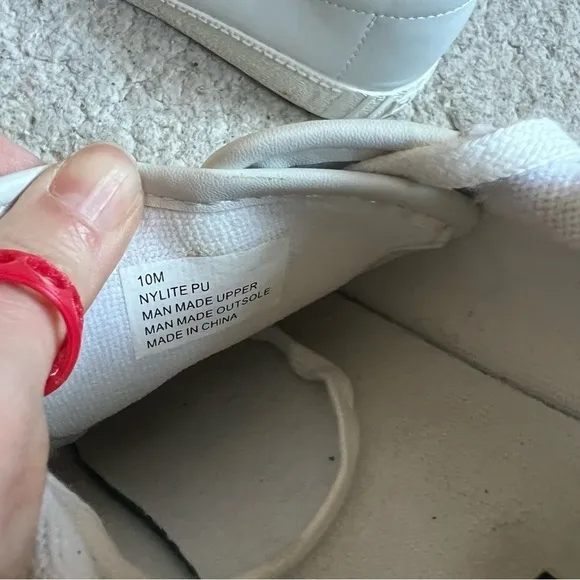 White Tretorn Men's Sneakers