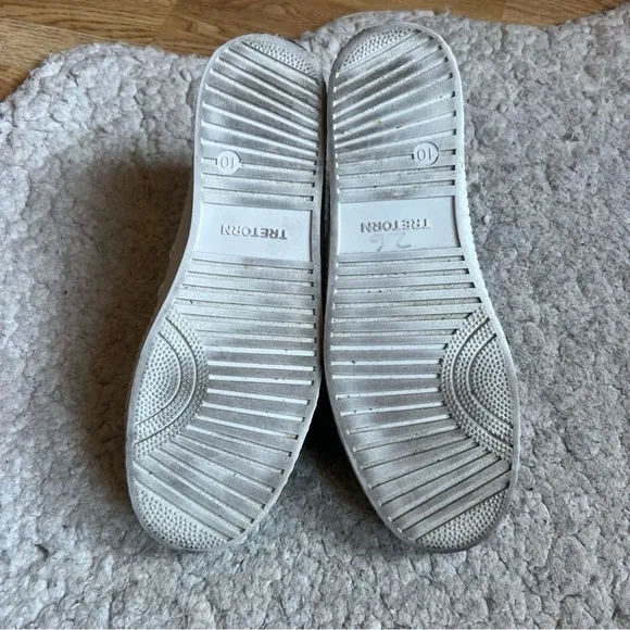 White Tretorn Men's Sneakers