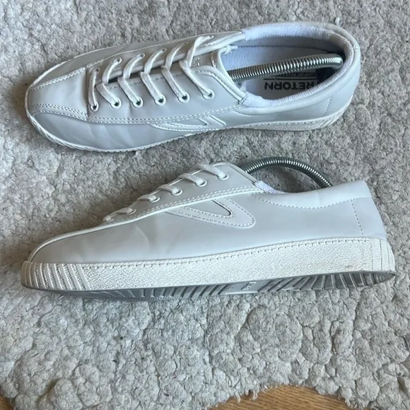 White Tretorn Men's Sneakers