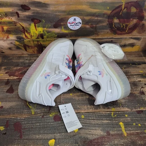 Women‎ adidas athletic shoes size 8 new