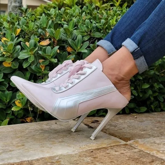 Women Baby Pink Low Cut Pontied Toe Booties