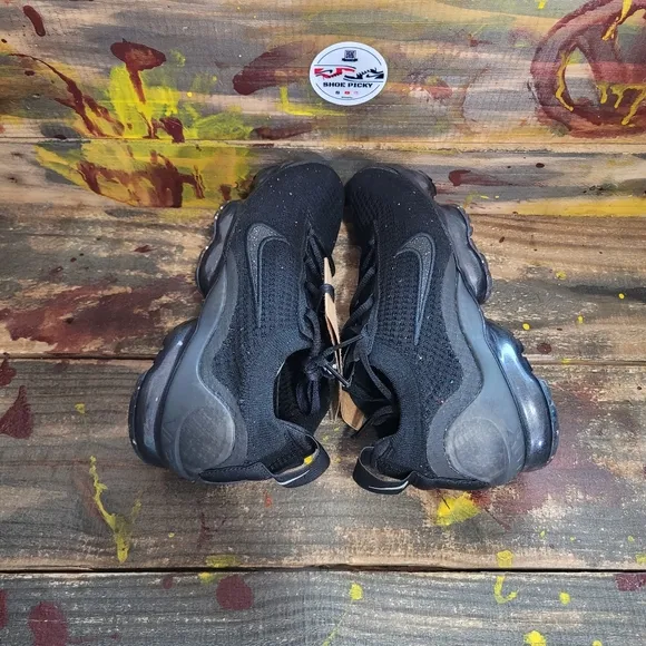Women Nike‎ athletic shoes size 6 new