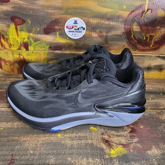 Women Nike athletic‎ shoes size 6.5 new
