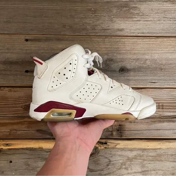 Women Size 6 / Size 4.5 Youth 2015 Nike Air Jordan 6 Maroon Basketball Sneakers