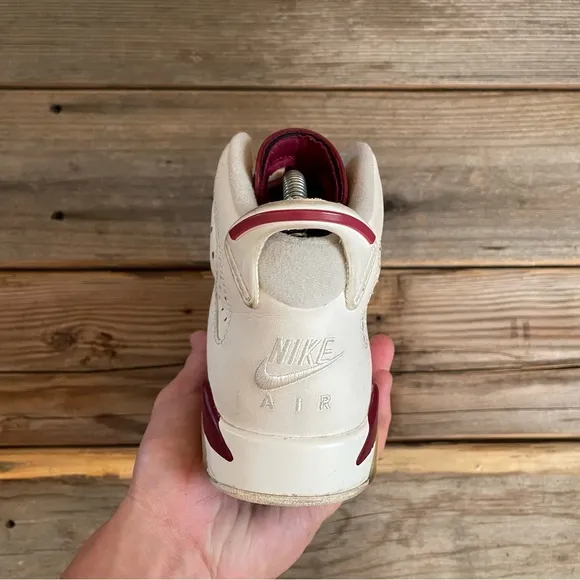 Women Size 6 / Size 4.5 Youth 2015 Nike Air Jordan 6 Maroon Basketball Sneakers