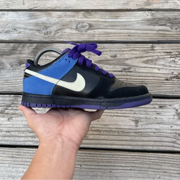 Women Size 6.5 / Size 5 Youth Rare 2009 Nike Dunk Low NYX Shoes Sneakers