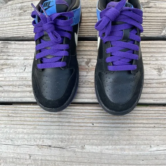 Women Size 6.5 / Size 5 Youth Rare 2009 Nike Dunk Low NYX Shoes Sneakers