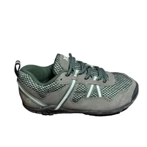 Women’s Mesa Terra flex barefoot hiking shoes size 5.5