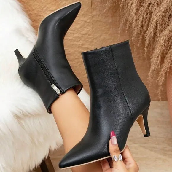 Women's New Versatile Warm Sexy Elegant Pointed Toe Ankle Boot And High Heel