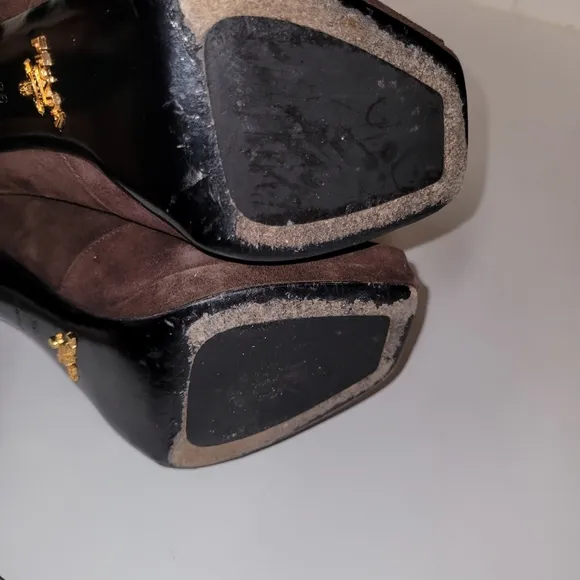Women's prada suede brown toe heels shoes
