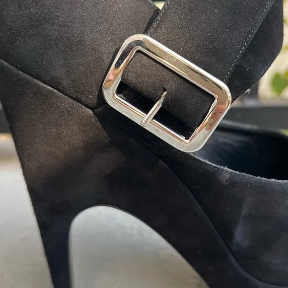 YSL AUTHENTIC STILETTO PUMPS SIZE 7