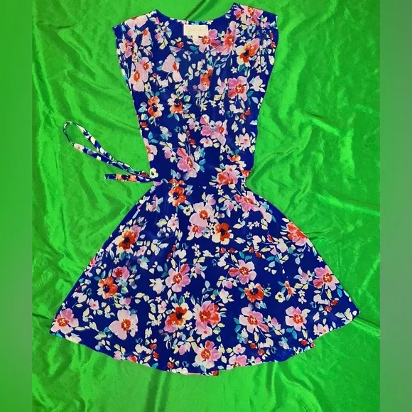 Yumi Kim 100% Silk Floral Blue Wrap Dress size XS
