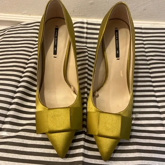 ZARA BASIC CHARTREUSE SATIN BOW HEELS SZ 36 SATEEN FORMAL WEDDING TUXEDO CHURCH