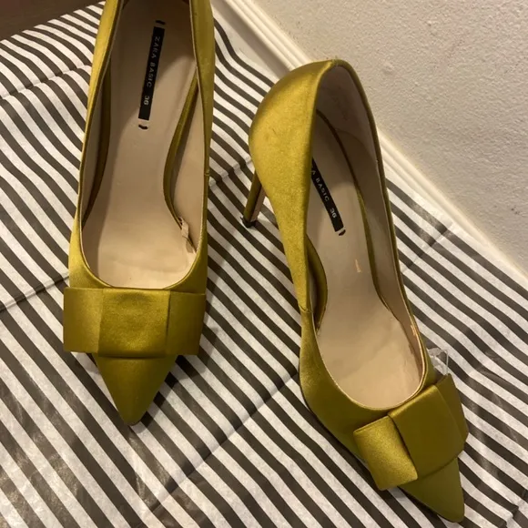 ZARA BASIC CHARTREUSE SATIN BOW HEELS SZ 36 SATEEN FORMAL WEDDING TUXEDO CHURCH