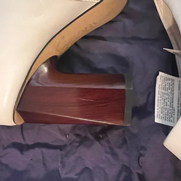 ZARA  GEOMETRIC HEELED LEATHER SHOES, NWF, size 9