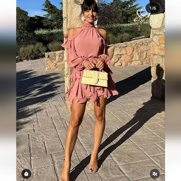 ZARA  RUFFLED MINI DRESS